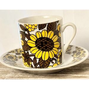 Retro Teacup and saucer set. Vintage Brown and Yellow flowers.